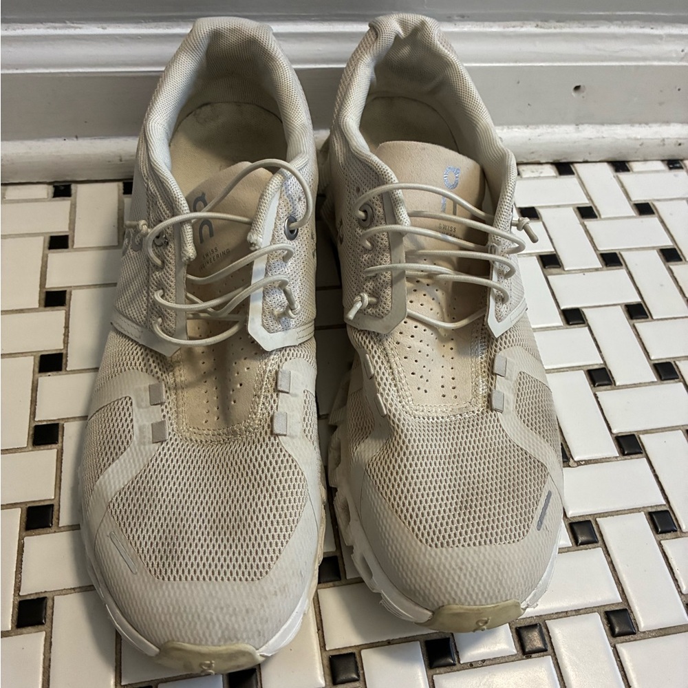 On Running Women's Cream Athletic Shoes